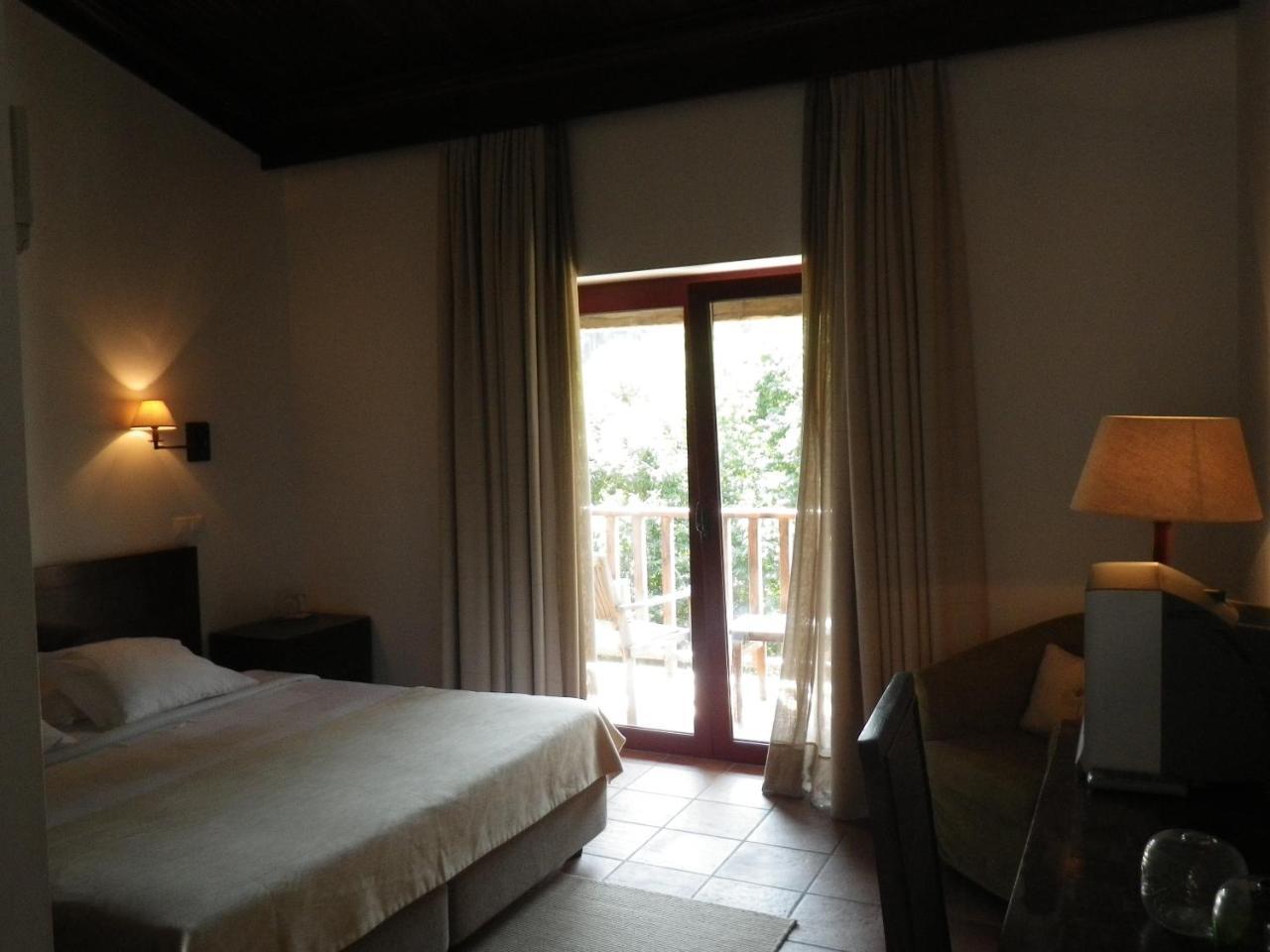 Hotel Rural Quinta De Novais Arouca Exteriör bild